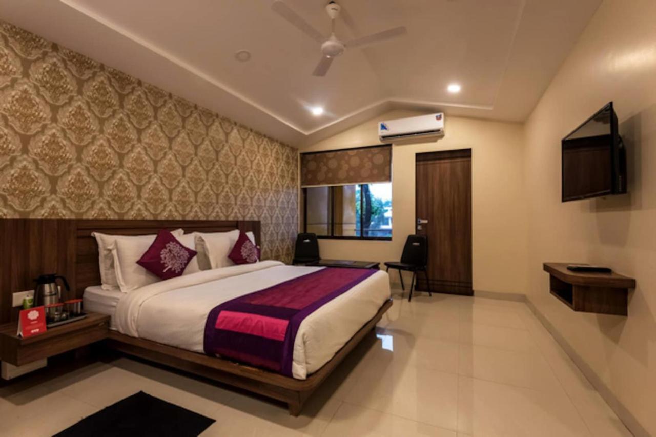 Sunshine Resort Lonavala Extérieur photo