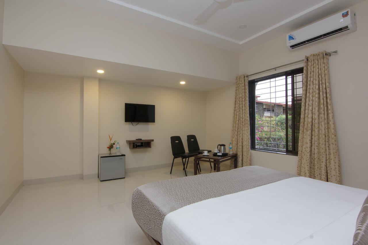 Sunshine Resort Lonavala Extérieur photo